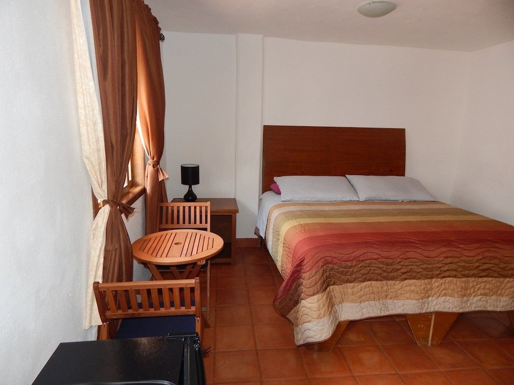Standard Suite Cabo Cush Hotel