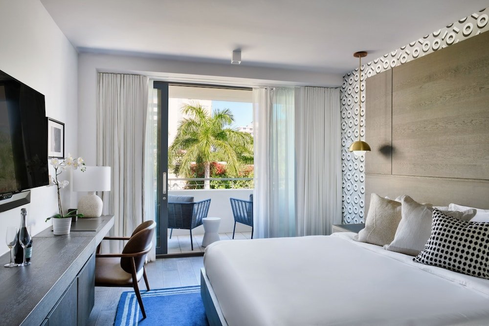 Двухместный номер Luxury с балконом Kaskades Hotel South Beach