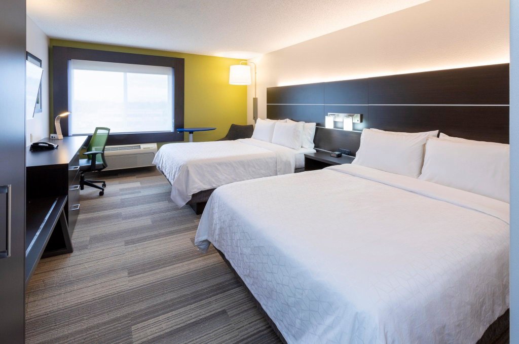Standard quadruple chambre Holiday Inn Express & Suites Vadnais Heights, an IHG Hotel