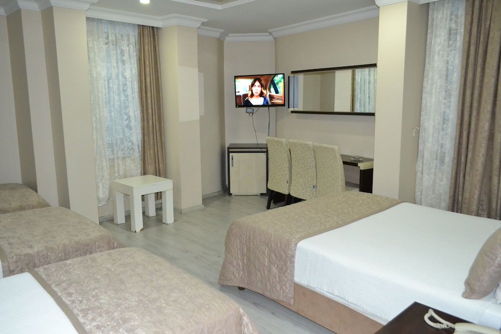 Люкс Adana Kucuksaat Hotel