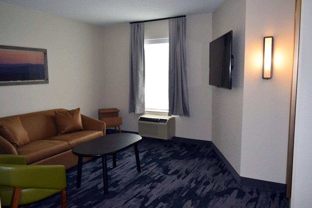 Suite Fairfield Inn and Suites by Marriott Youngstown Austintown