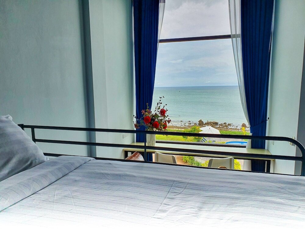 Standard famille chambre duplex avec balcon et Vue mer The Beach Resort & Residence