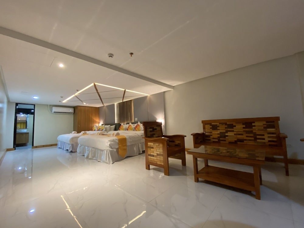 Superior Quadruple room Ngn Gran Hotel