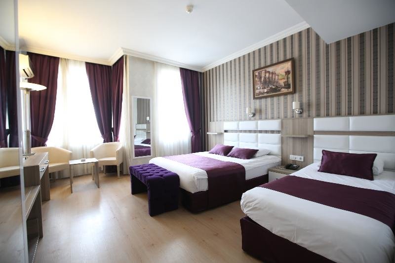 Standard double chambre avec balcon Nil Hotel