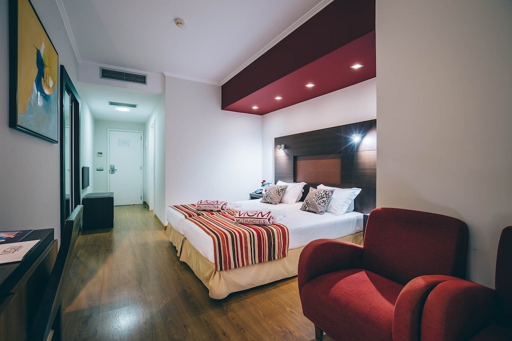 Economy Doppel Zimmer mit Balkon und mit Gartenblick Muthu Raga Madeira Hotel
