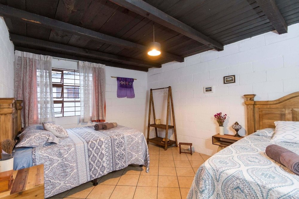 Standard room Tamarindo Guest House