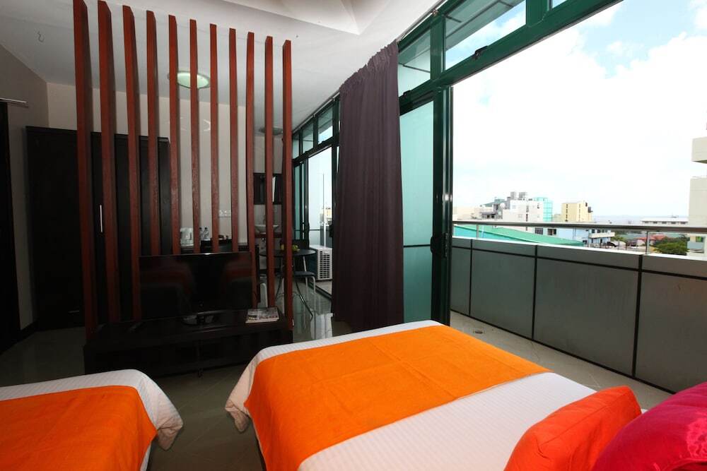 Beehive boutique hotel 5. The Beehive Мале. The Beehive 4* Мальдивы. Star cloud, m. chabeylee Villa, 20337, Majeedhee Magu.