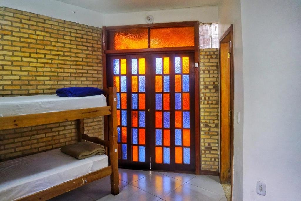 Кровать в общем номере (женский номер) Biergarten Hostel
