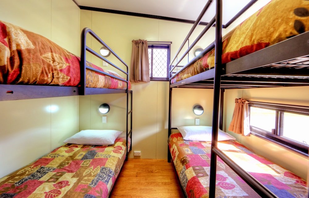 2 Bedrooms Standard room with balcony BIG4 Toowoomba Garden City Holiday Park