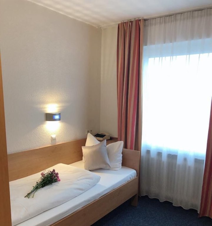Economy room Hotel Austria Stuttgart-City