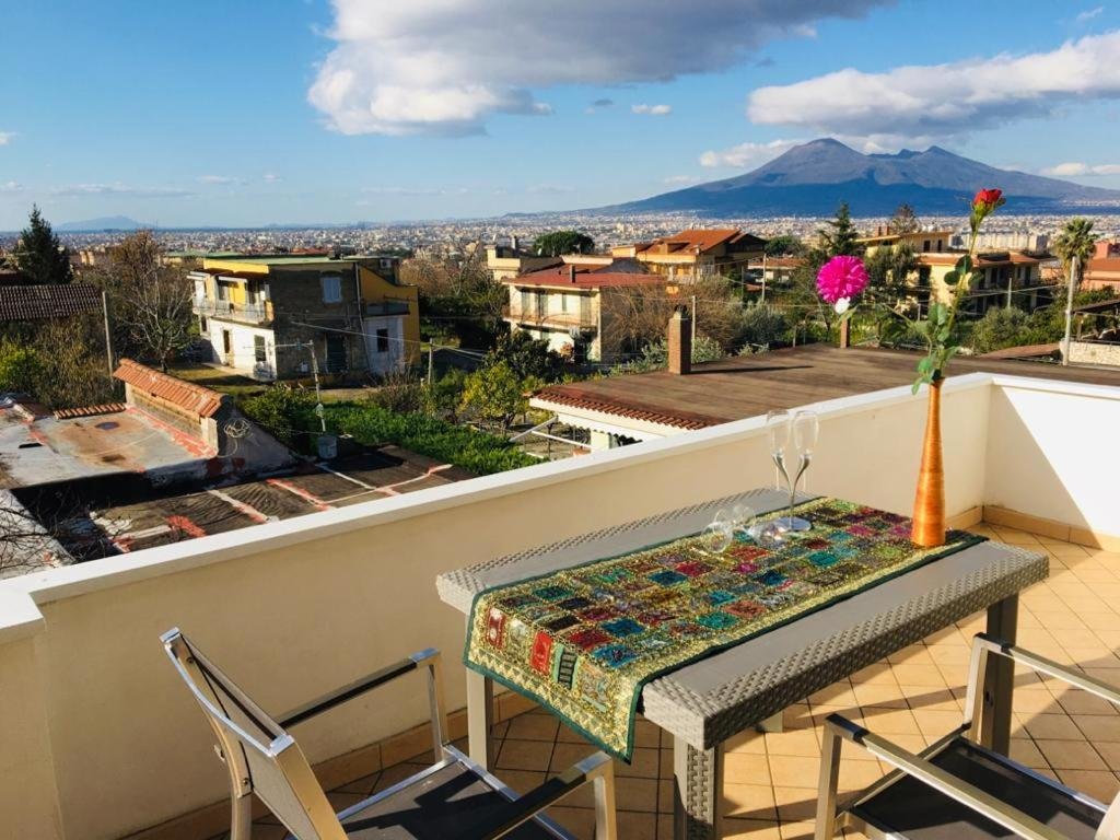 Apartment Secret pearl! Amalfi Coast, Pompei & Naples Free parking