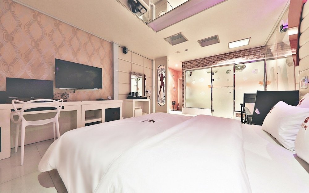 Camera Standard Gwangju Apple Self Check-in Motel
