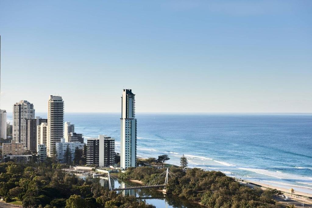 Полулюкс с балконом и с видом на океан JW Marriott Gold Coast Resort & Spa