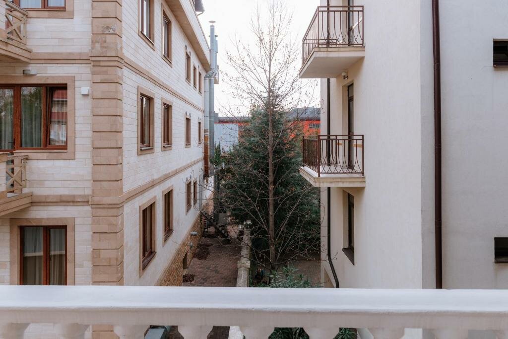 Standard Triple room with balcony "София"