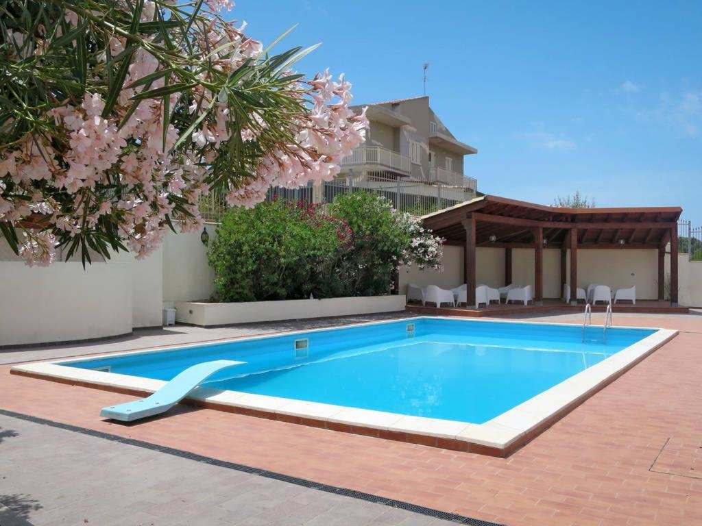 Apartment Nuovo Apt in Villa full optional con piscina e veranda vista mare a 500 mt dalla spiaggia della Scala