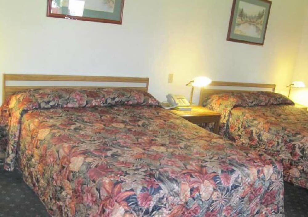 Classic room Rosecourt Motel