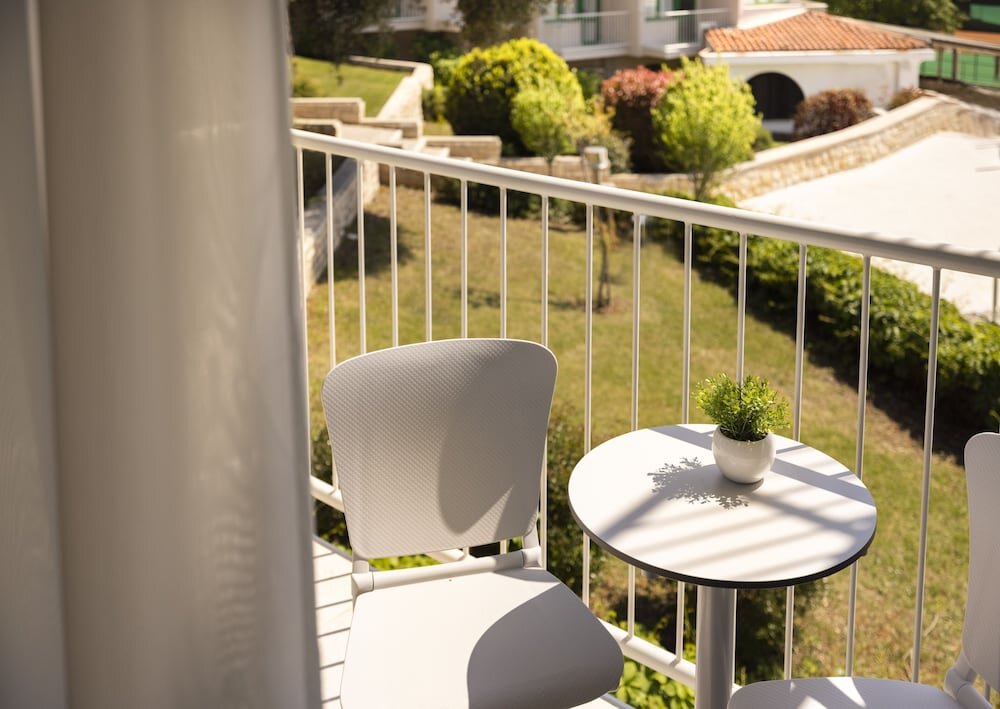 Трёхместный номер Superior с балконом и с видом на море Maistra Select Funtana All Inclusive Resort