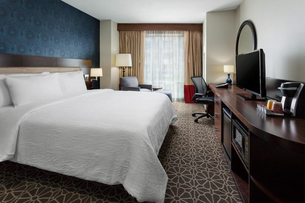 Двухместный номер Mobility Accessible with Roll-In Shower Hilton Garden Inn Washington DC/Georgetown Area
