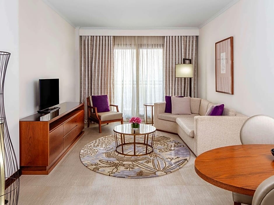 Четырёхместные апартаменты с 2 комнатами с видом на город Pullman Dubai Creek City Centre Residences
