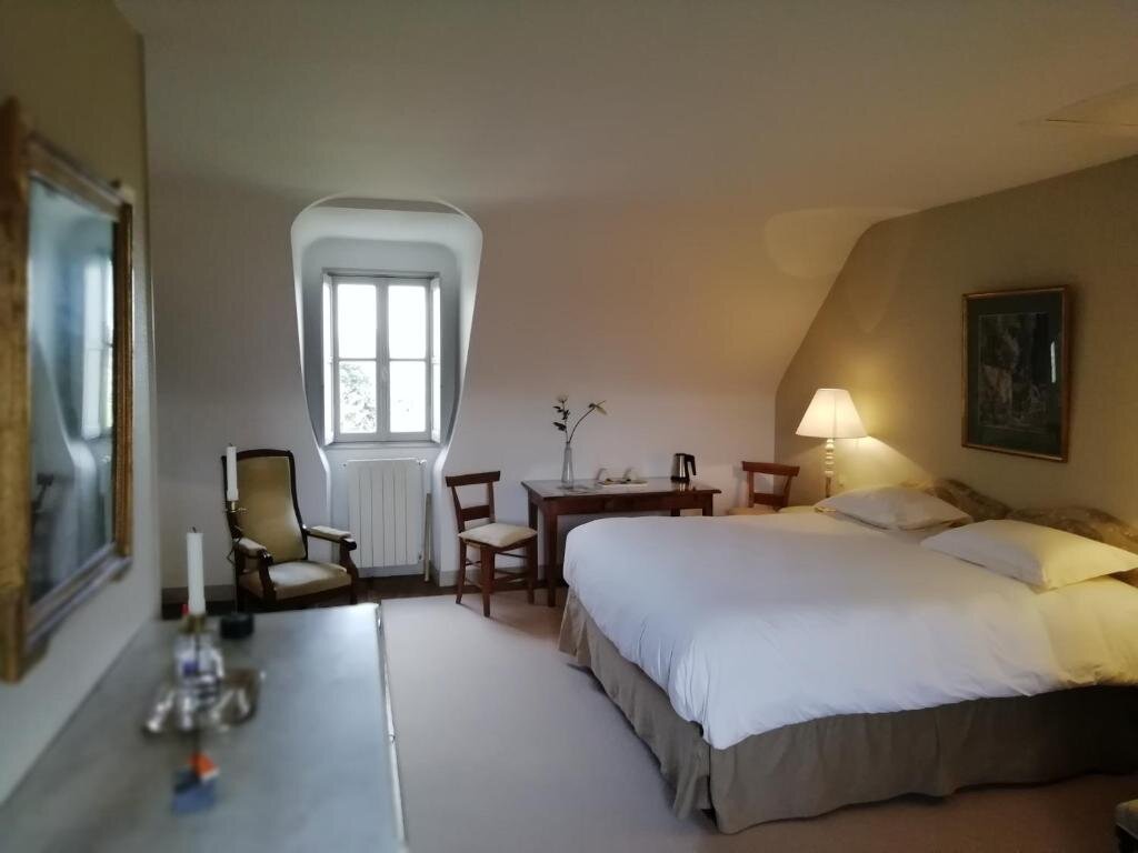 Standard Doppel Zimmer mit Gartenblick Château des Salles