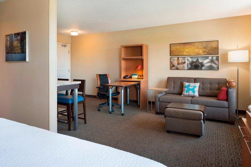 Vierer Suite 1 Schlafzimmer TownePlace Suites Chicago Naperville