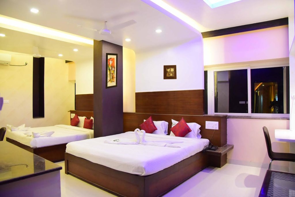 Четырёхместный номер Deluxe Hotel Sumith Palace