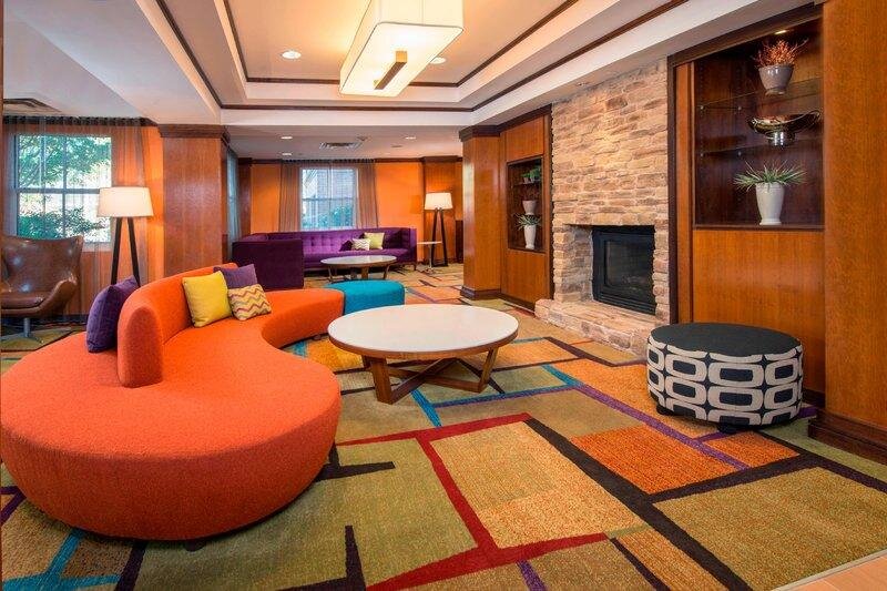 Кровать в общем номере Fairfield Inn & Suites by Marriott Williamsburg