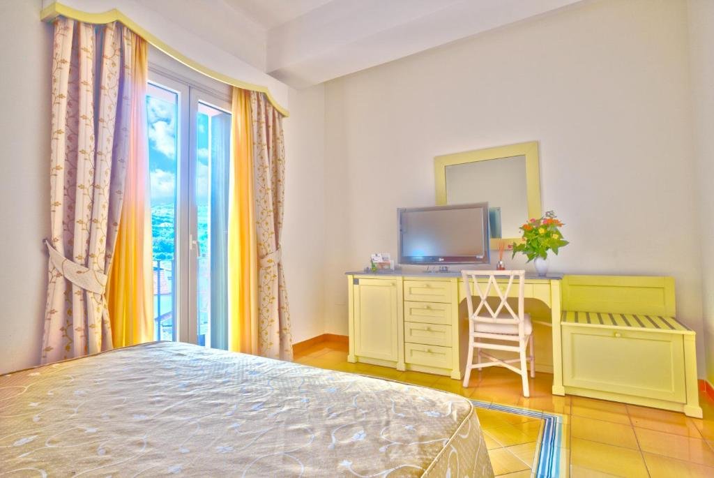 Standard Double room with balcony Hotel Santa Caterina
