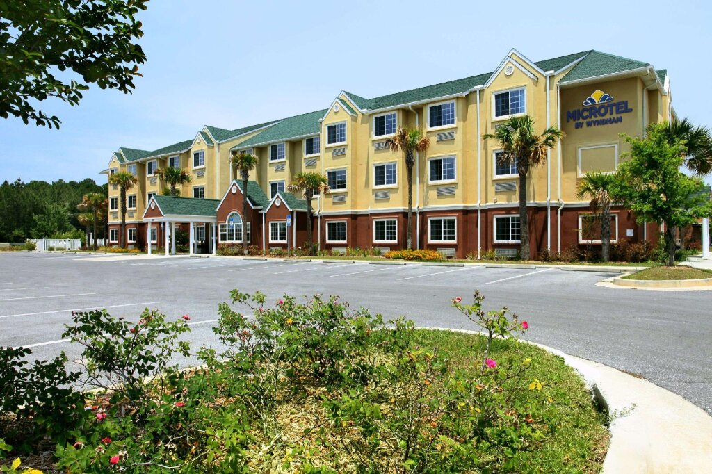 Номер Standard Microtel Inn & Suites by Wyndham Panama City