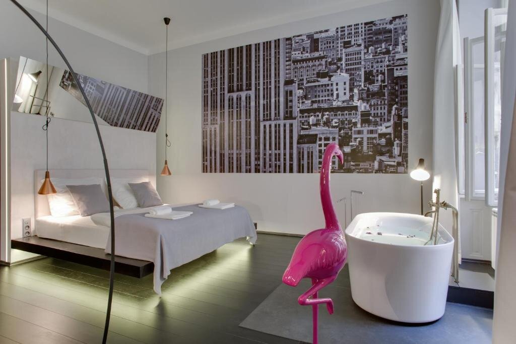 Apartment BRIGHT - Luxury Loft in Old Town - Super Central - Home-Cinema - Bathtub