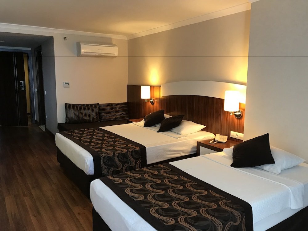 Standard room Throne Beach Resort & Spa