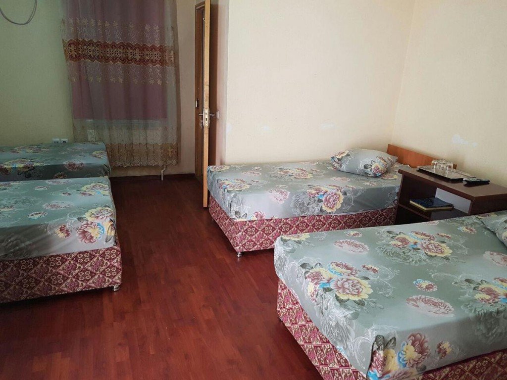 Standard Quadruple room Hotel Khiva