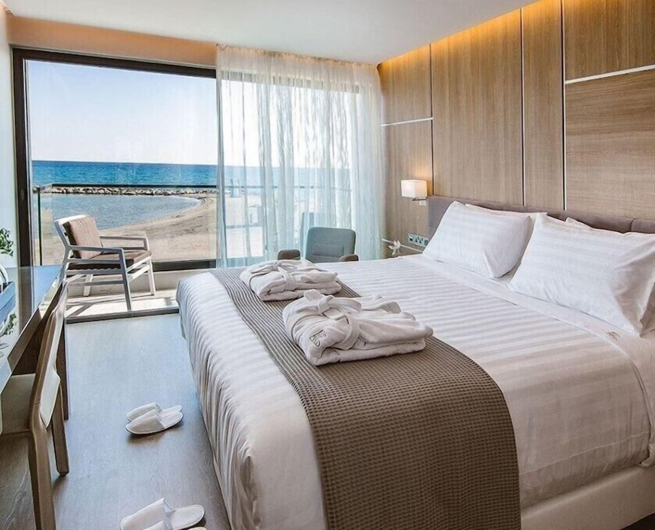 Standard room with balcony and with sea view Lebay Beach Hotel