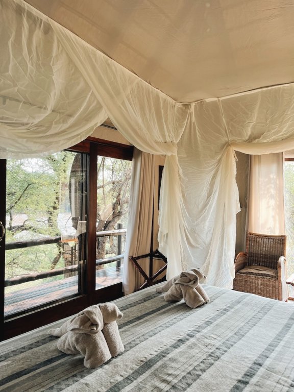 Standard Zimmer Nyati Safari Lodge