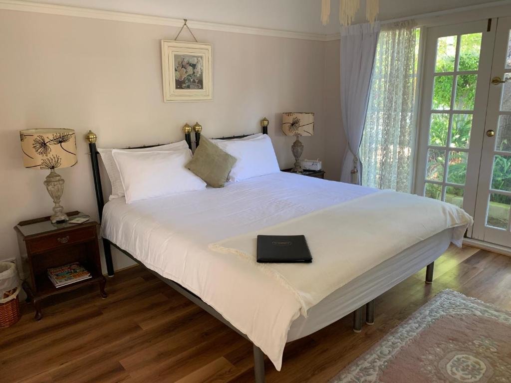 Двухместный люкс Rosebridge House Bed & Breakfast Adult Retreat
