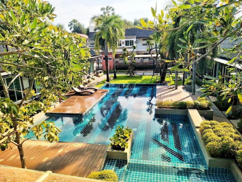 Двухместный номер Deluxe с видом на бассейн Nirundorn Resort Chaam