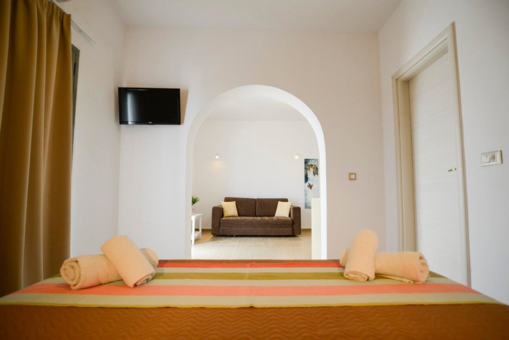 Standard Dreier Zimmer mit Meerblick Olympic Hotel Santorini