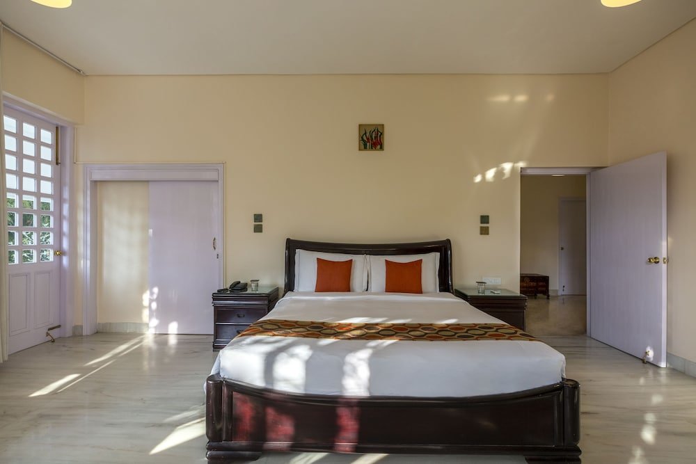 6 Bedrooms Bed in Dorm Amã Stays & Trails W567, Dehradun
