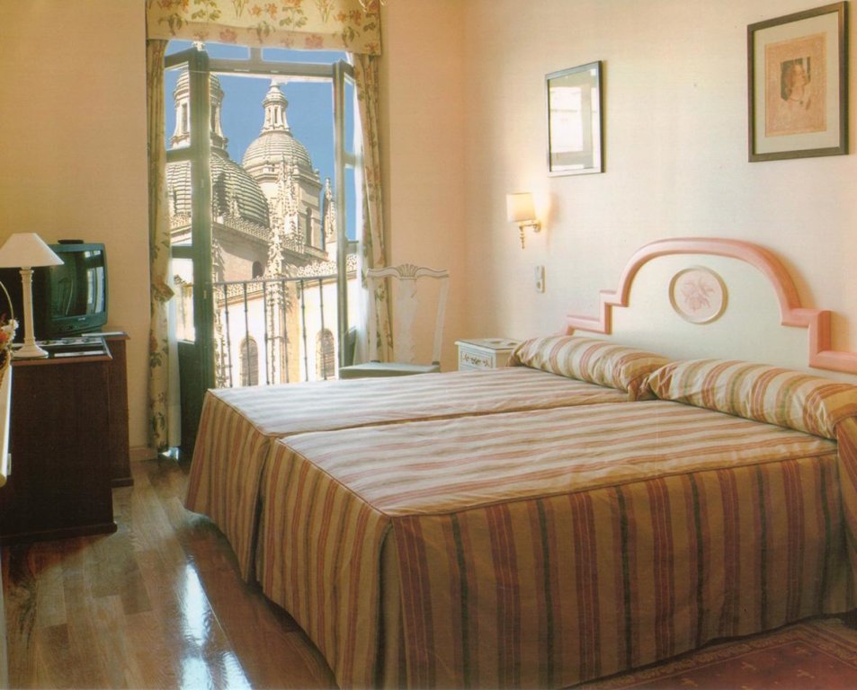 Двухместный номер Standard Infanta Isabel by Recordis Hotels