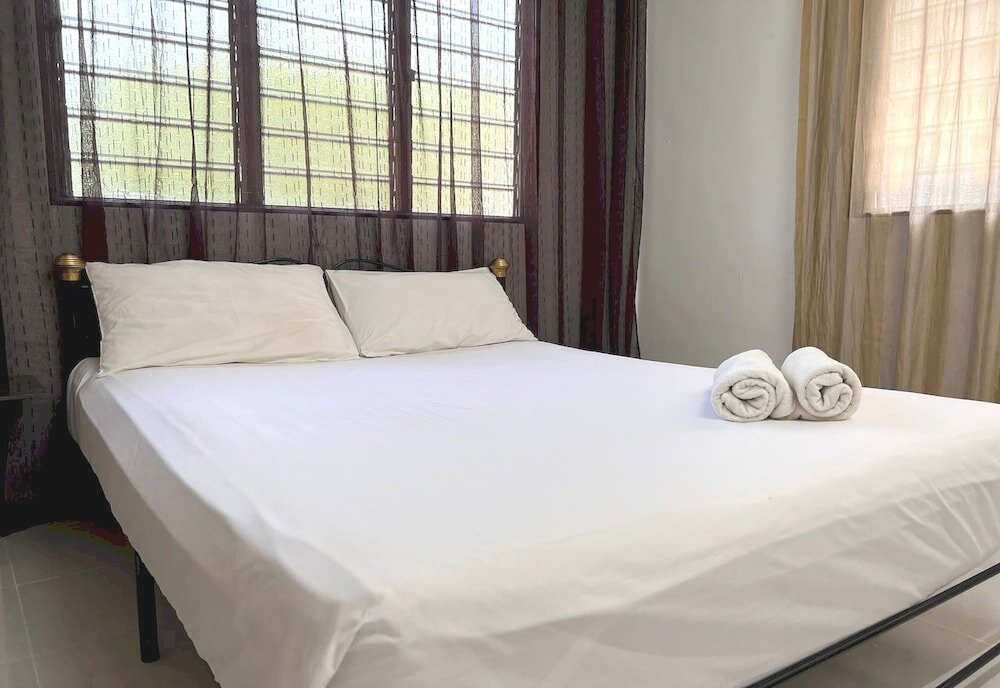 Standard Double room OYO 90692 Tok Babah Village Homestay
