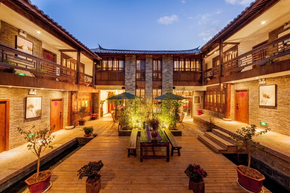Double Suite with garden view Liman Wenzhi No.1 Hotel Lijiang Ancient Town