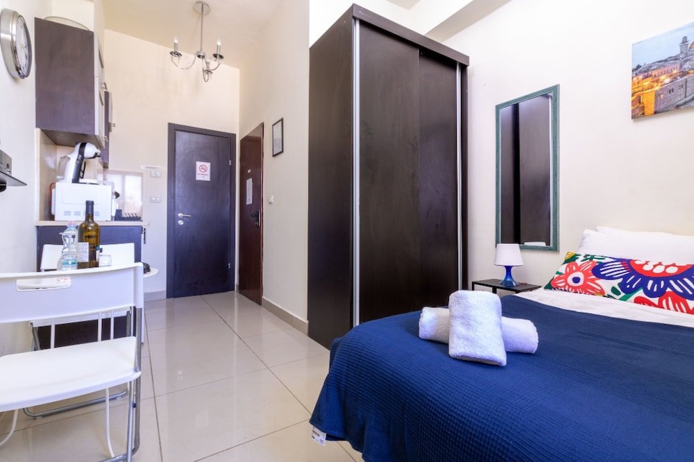 Suite NHE Machne Yehuda Apartments