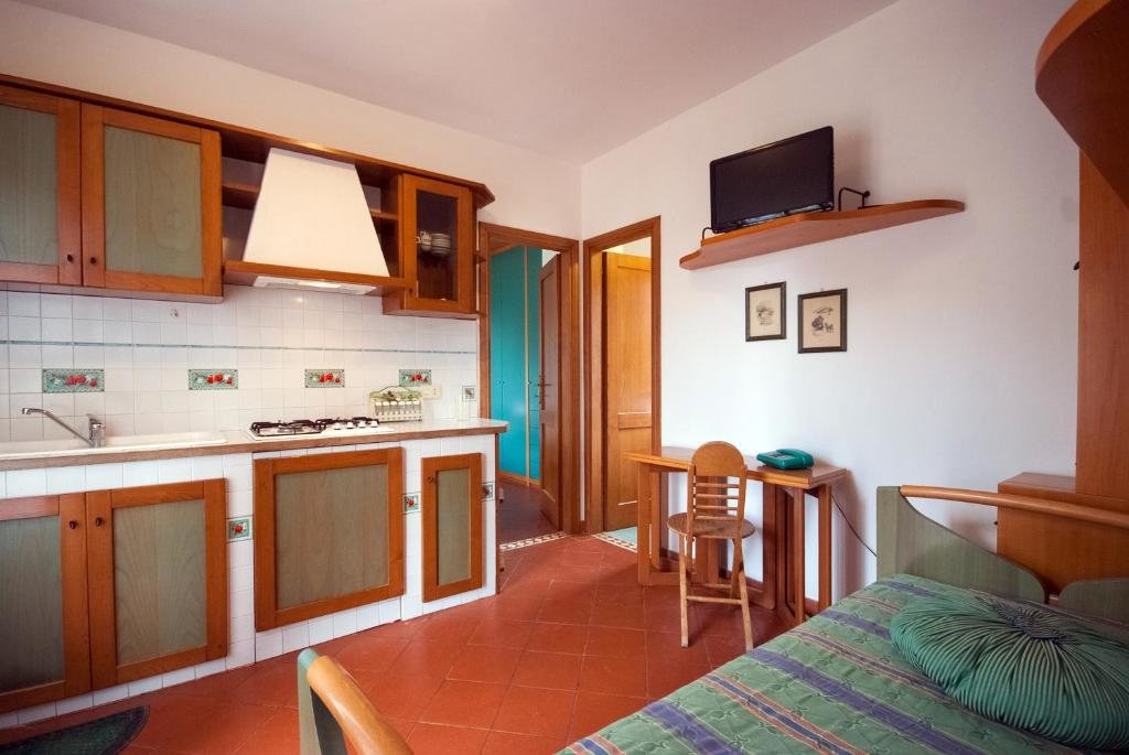 Апартаменты с 2 комнатами Residence Le Grazie Est
