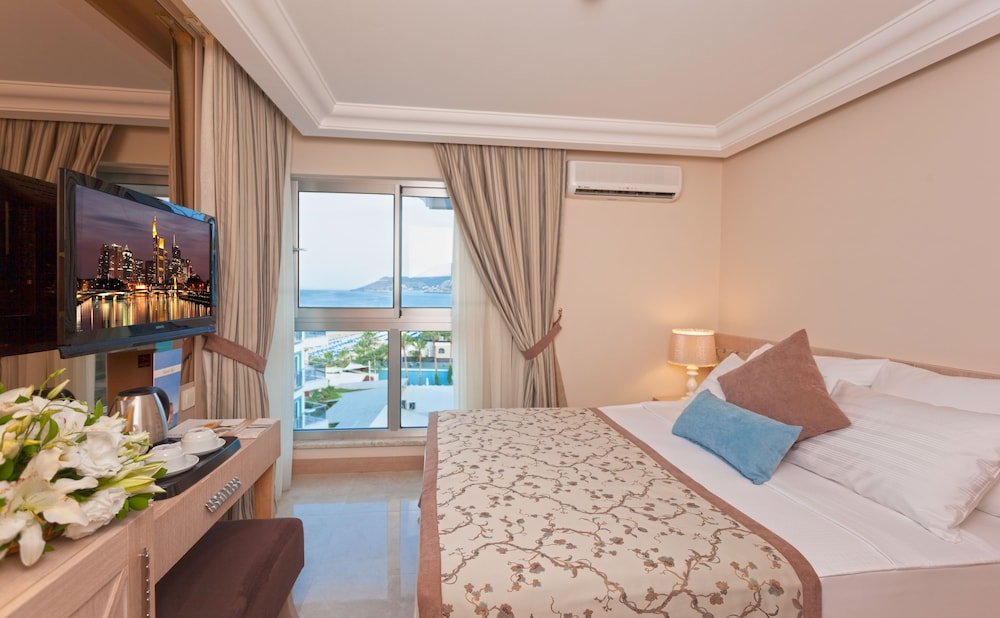 Standard Doppel Zimmer mit Balkon Xperia Saray Beach Hotel