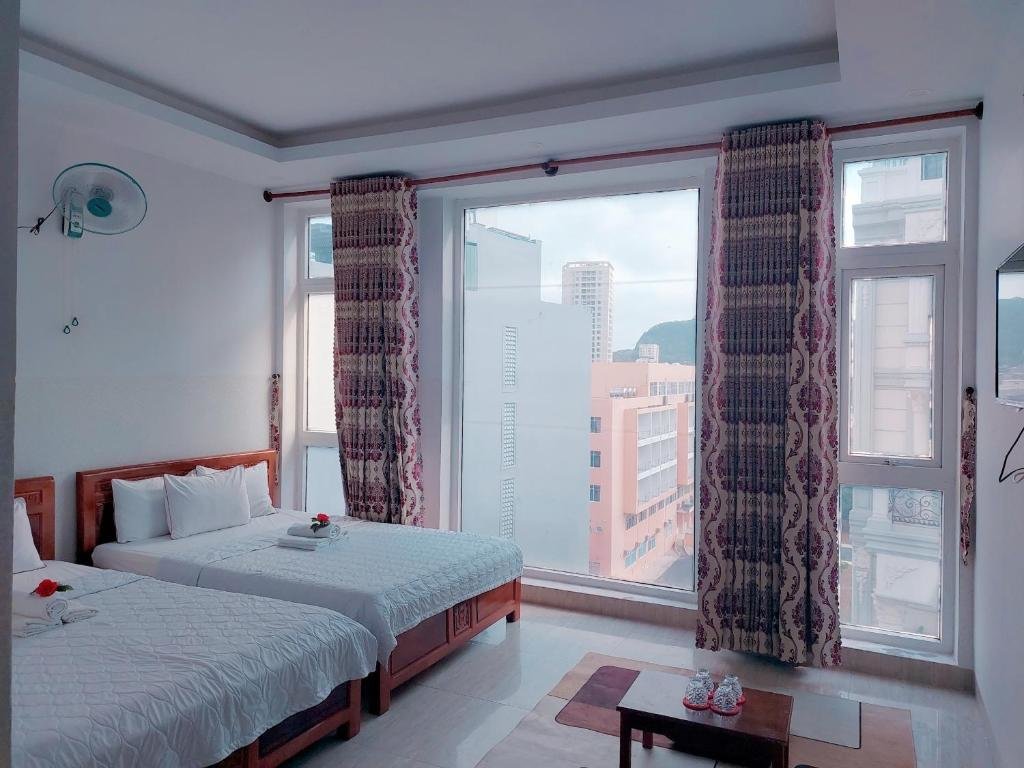 Komfort Zimmer Khách sạn Thiên Ý