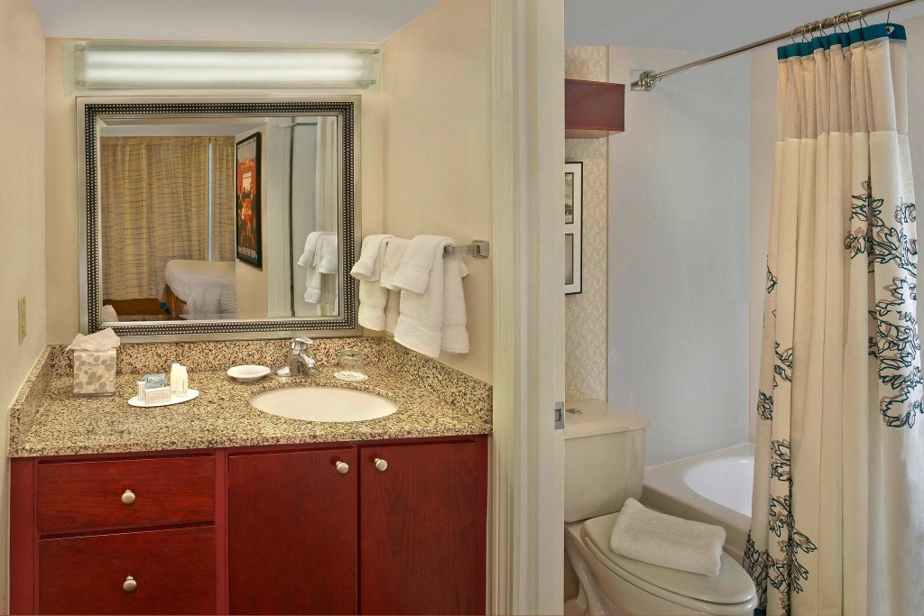 2 Bedrooms Suite Residence Inn By Marriott Boston Tewksbury