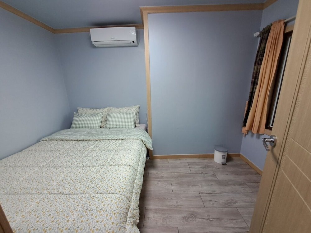 Standard Zimmer 1 Schlafzimmer Yeosu Redondo Pension