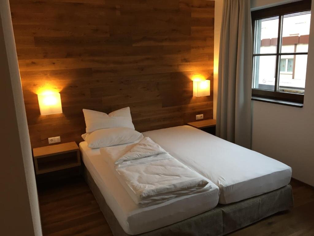 Standard Doppel Zimmer mit Bergblick Hotel Metzgerei Schatz