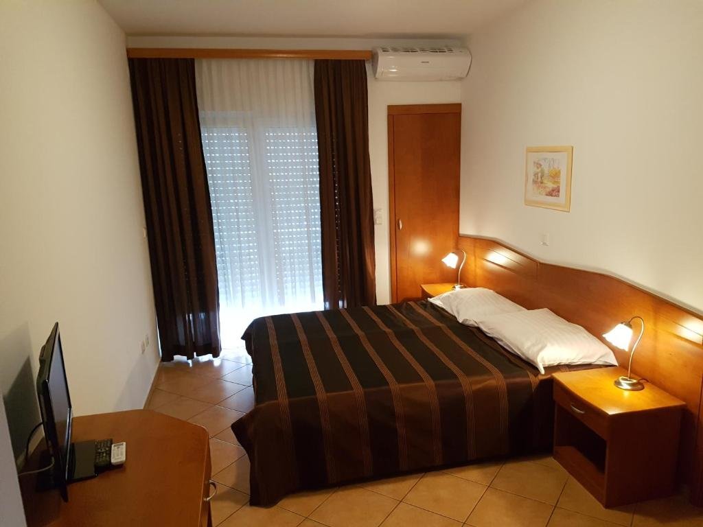 Standard Doppel Zimmer Guesthouse Villa Adria