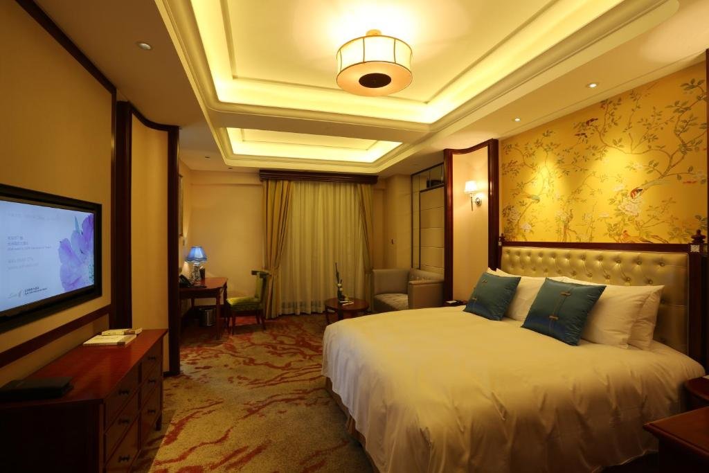 Номер Business S&N Zhejiang LinHai International Hotel